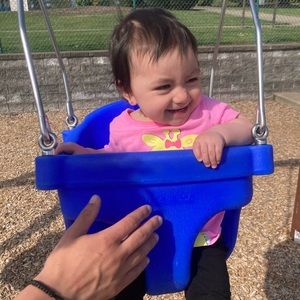 Meet your Posher, Claire